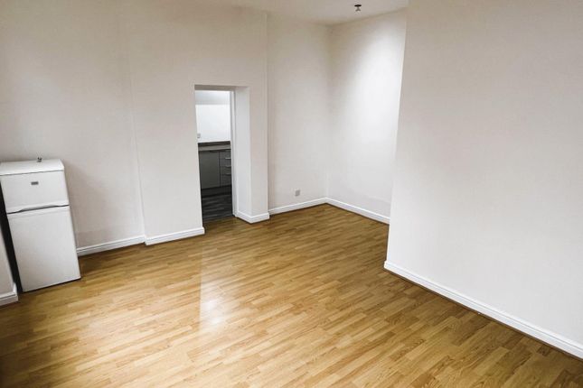 Flat 5, 53, Mauldeth Road, Manchester photo 4