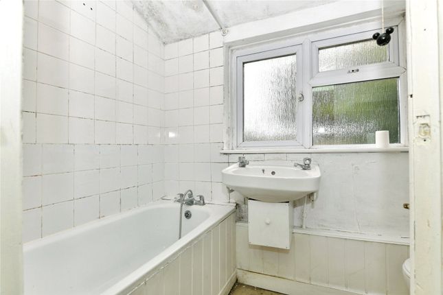 27, Bell Street, Andover photo 4