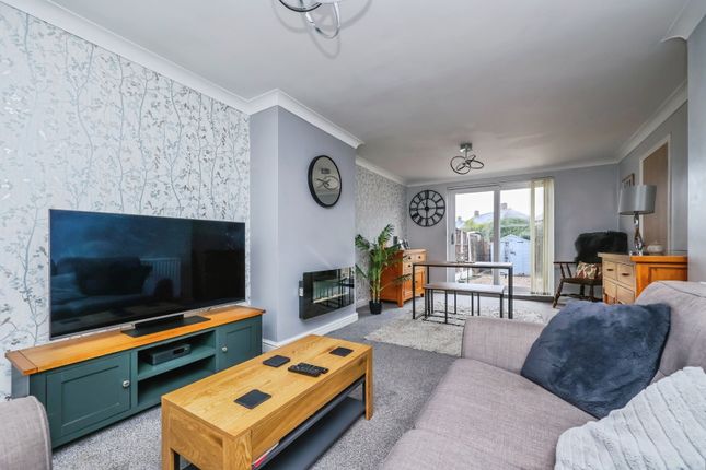 2, Scafell Way, Nottingham photo 2