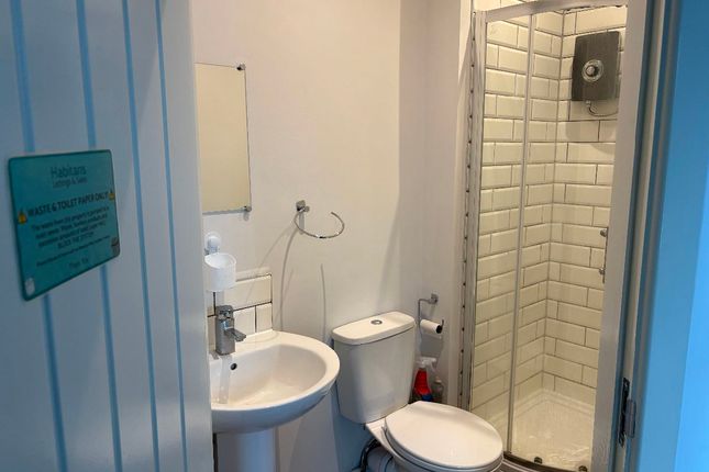 Room 2, 50 London Road, Newcastle-under-Lyme photo 5