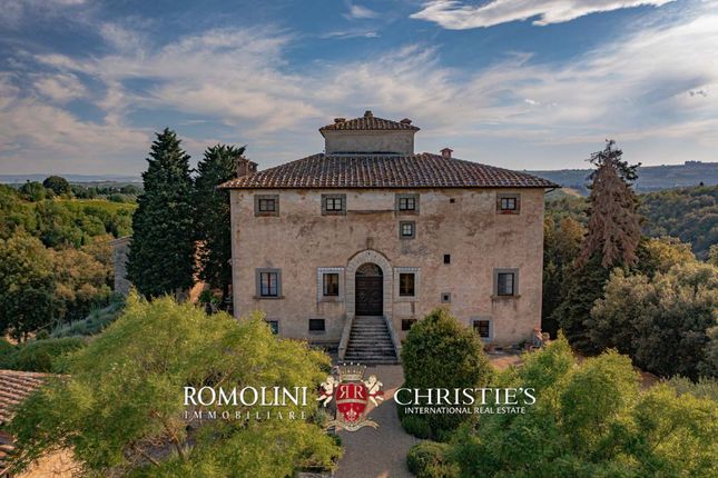 Country house for sale in Gaiole In Chianti, Tuscany, Italy