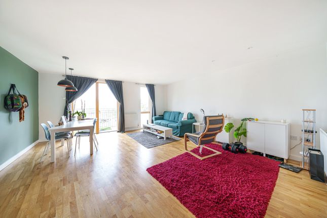 Flat 61, Artesian House, 96, Alscot Road, London photo 4