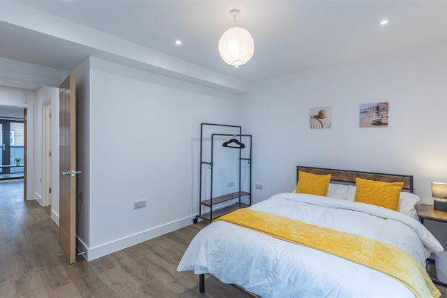 Flat to rent in Somerset Street, Brighton