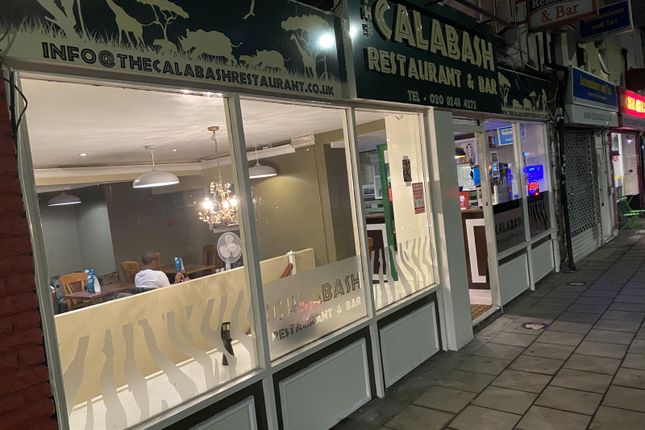 Restaurant/cafe for sale in Trafalgar Road, London