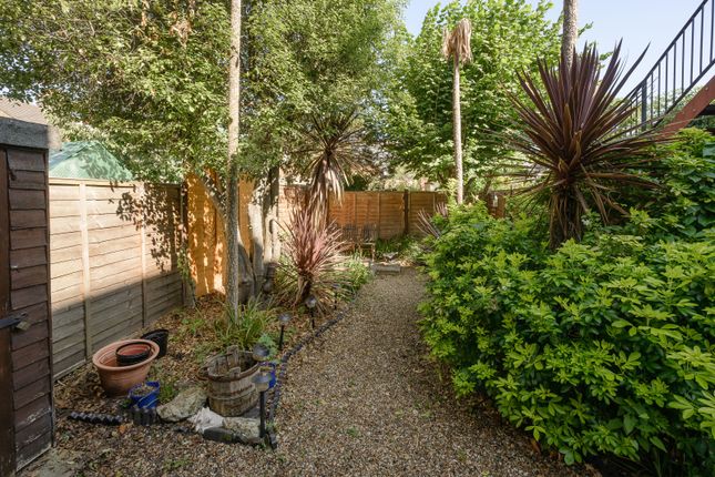 3, Latimer Road, London photo 2