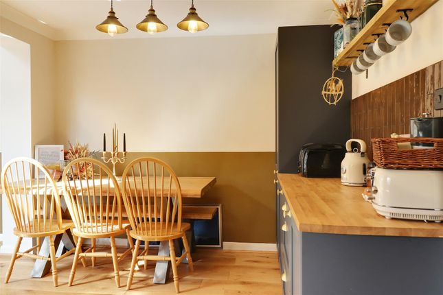 43, Sidings Court, Brough photo 3