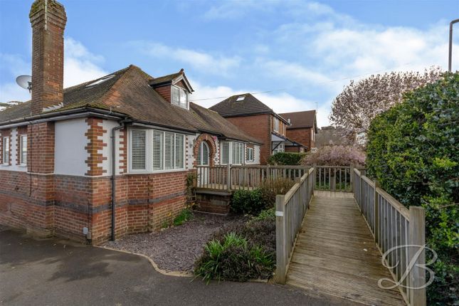 Detached bungalow for sale in Dovecote Road, Eastwood, Nottingham