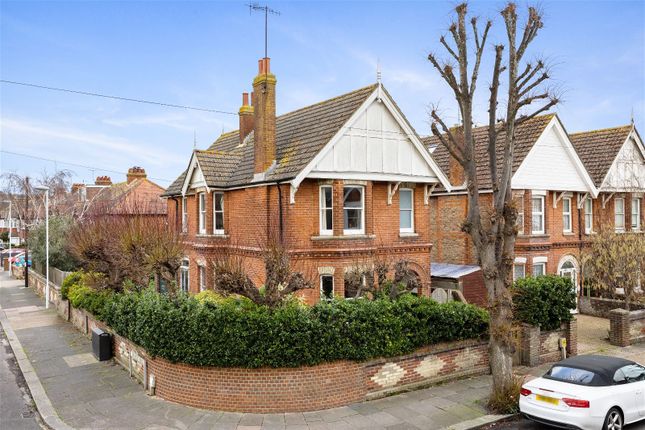 Thumbnail Detached house for sale in Kingsland Road, Broadwater, Worthing