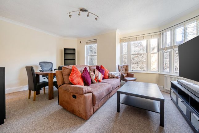 Flat 6, 35, Regency Square, East Sussex photo 2