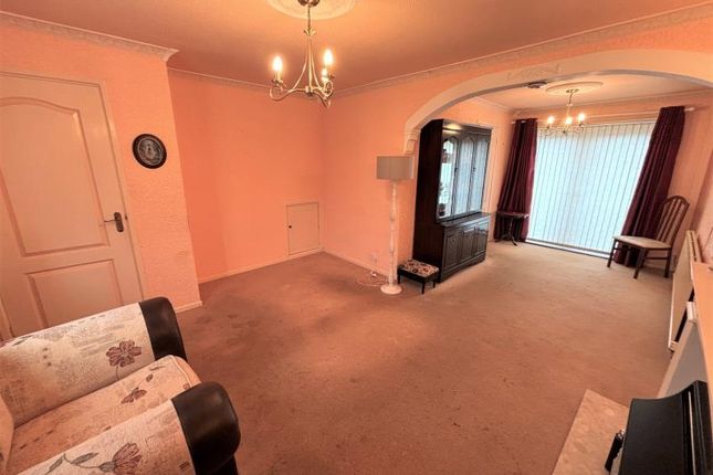 11, Huntsman Way, Telford photo 4