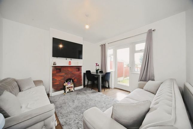541, Hitchin Road, Luton photo 4