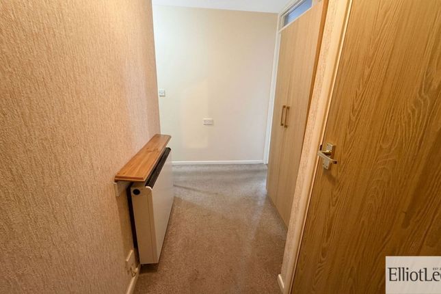 Flat 19, The Greenwoods, Harrow photo 2
