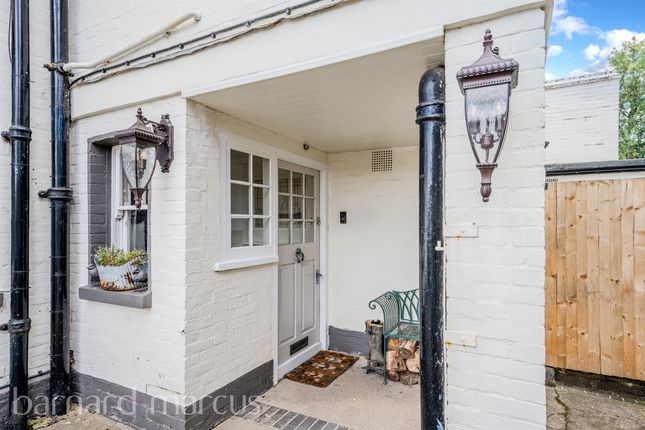 2, Norfolk House, Horsham Road, DORKING photo 2