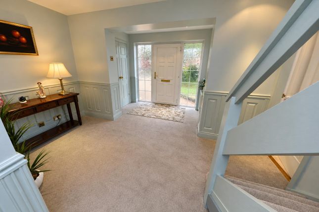 Saundby Close, Doncaster photo 5