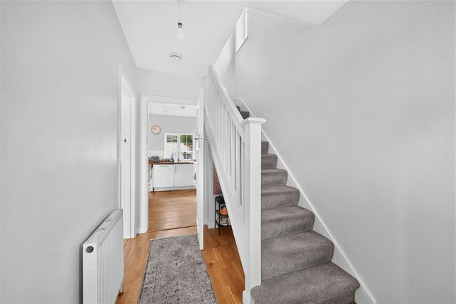 Famet Avenue, Purley photo 2