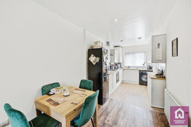 47, Cornishway, Greater Manchester photo 4