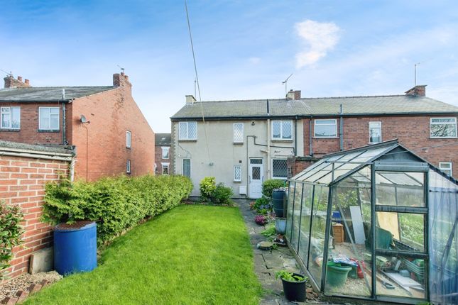 Semi-detached house for sale in Longacre, Castleford