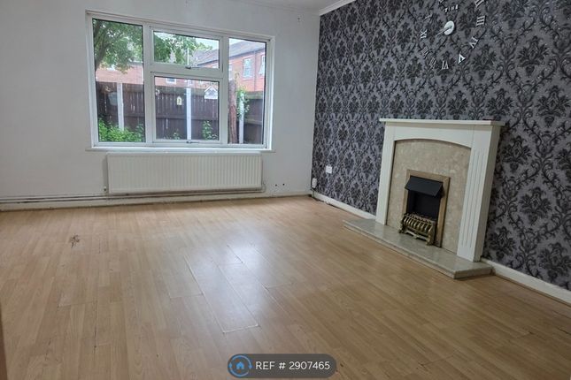 Attingham Walk, Wigan photo 5