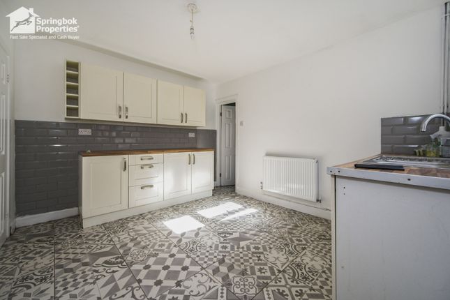 32, Heath Terrace, Porth photo 4