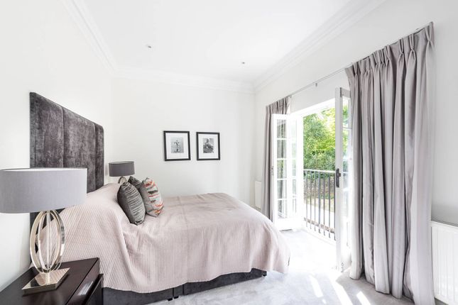 Thumbnail Flat to rent in Lexham Gardens, Kensington, London