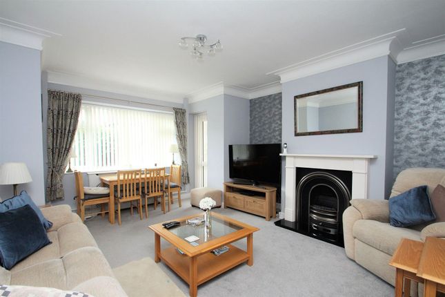 Flat 8, Winchelsea Court Winchelsea Gardens, Worthing photo 2