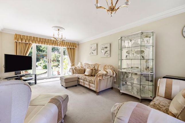 25, Hotham Close, Swanley Village photo 3