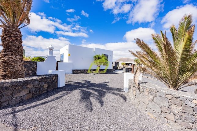 Villa for sale in Teguise, Lanzarote, Spain