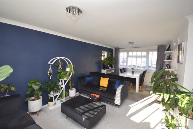 End terrace house for sale in Chestnut Walk, Witham