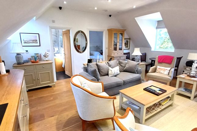 12A, Wychwood House, Enstone Road, Charlbury photo 2
