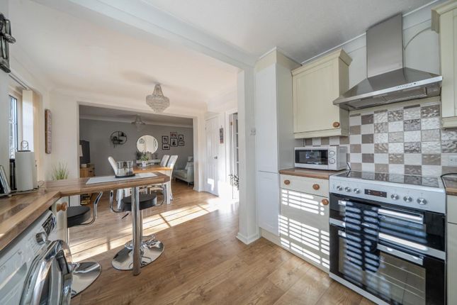 18, Baywell, West Malling photo 4