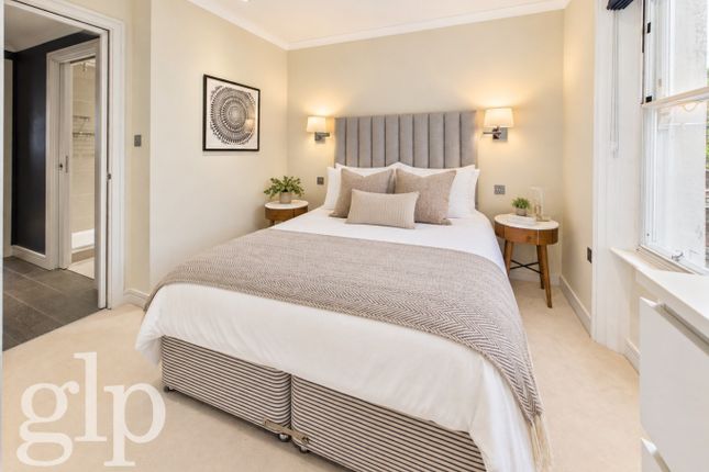 Apartment 3, 14 King Street, Greater London photo 4