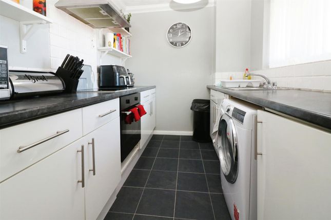 Flat for sale in Doncaster Road, Clifton, Rotherham