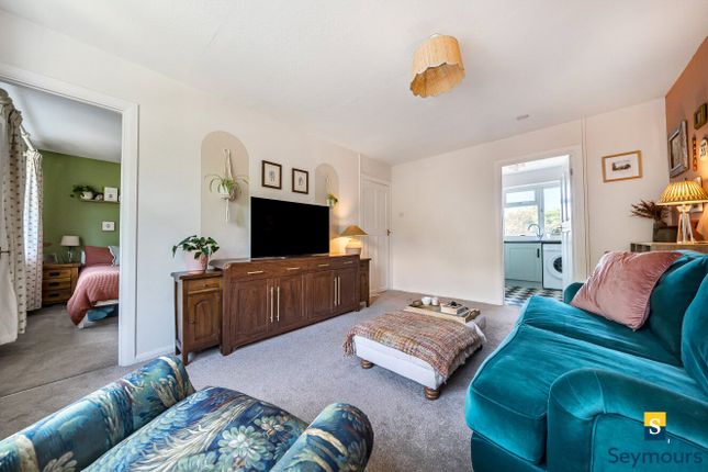 22, Ricardo Court, Guildford photo 4