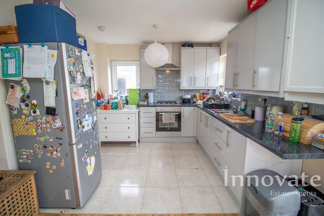 23, Lea Avenue, Wednesbury photo 4
