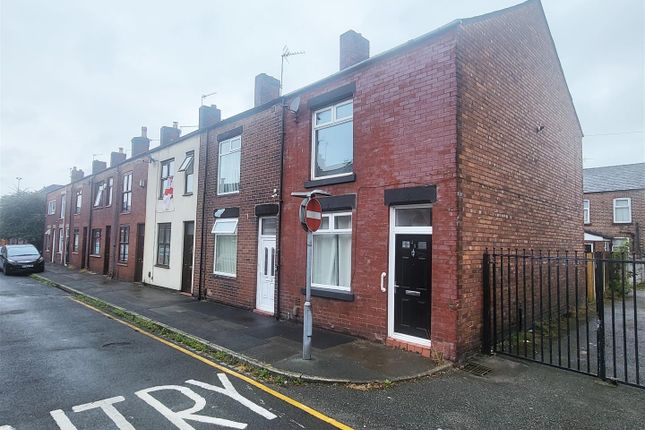 Terraced house to rent in Milton Street, Leigh