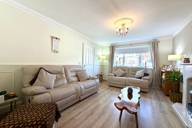 7 Criccieth Grove,, Merthyr Tydfil photo 5