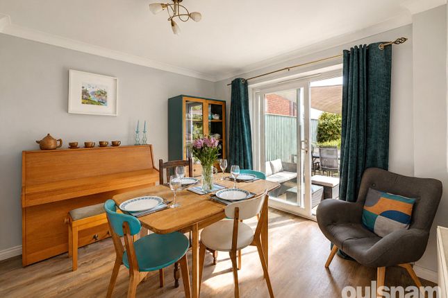 29, Hawthorn Rise, Droitwich photo 4