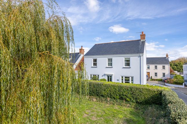 Link-detached house for sale in North Clifton, St. Martin, Guernsey
