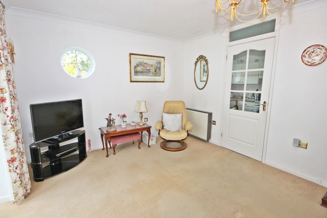 29, Preston Close, Bedford photo 5