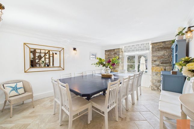 The Porthvean and Pearl Cottage, Churchtown, St. Agnes photo 2