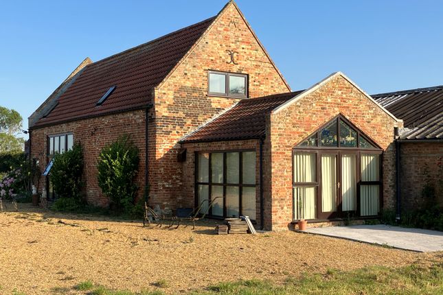 Barn conversion for sale in Knights End Road, March