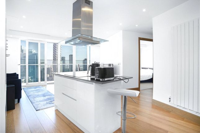 Thumbnail Flat for sale in Crossharbour Plaza, London