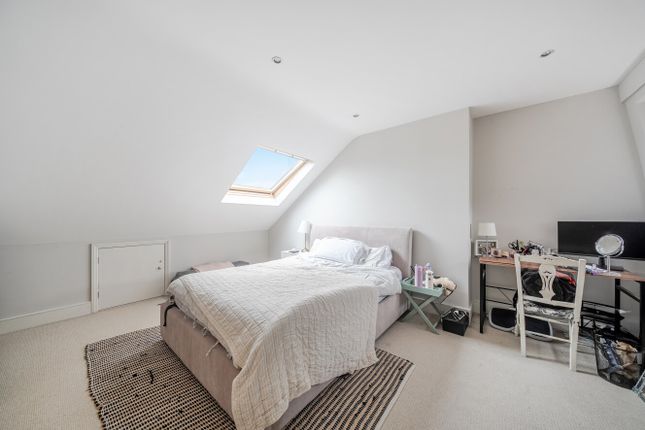 50, Salterford Road, London photo 4