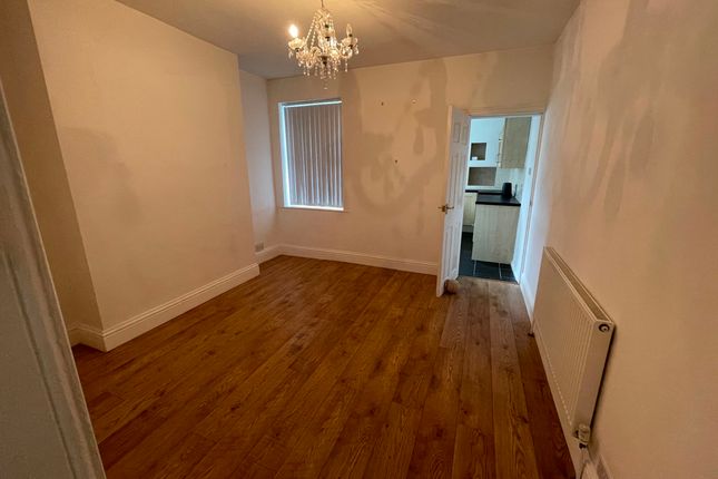 127 Victoria Street, Willenhall photo 4