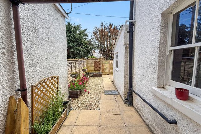 Flat 1, 9 Belmont Road, Tiverton photo 3