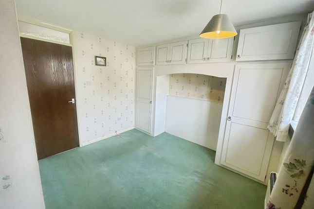 24, Foxcote Drive, Loughborough photo 3