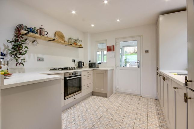 12, Beech Grove, Barnstaple photo 3