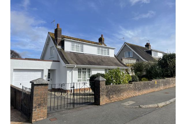 Thumbnail Detached house for sale in Heatherslade Road, Southgate