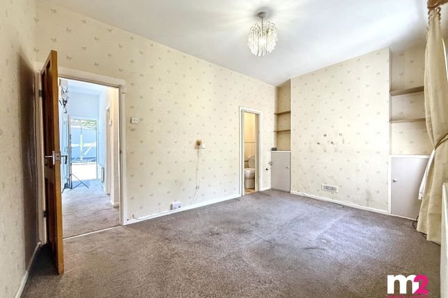 1, Camelot Place, Newport photo 5