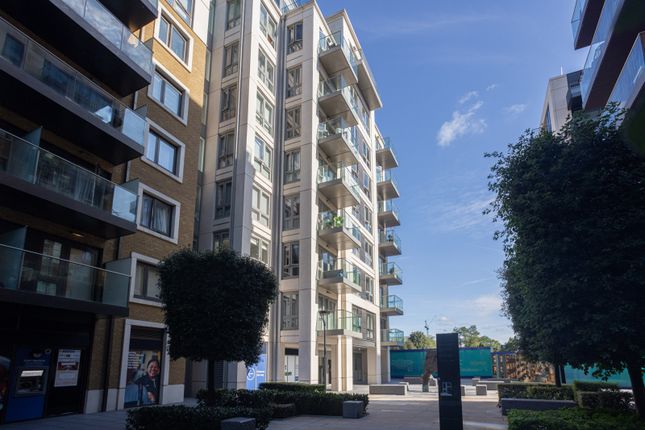 Flat for sale in Parr's Way, Fulham Reach